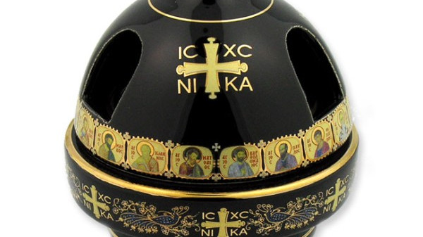 Ποιο είναι το ακοίμητο καντήλι και γιατί ανάβουμε καντήλι σπίτι μας;